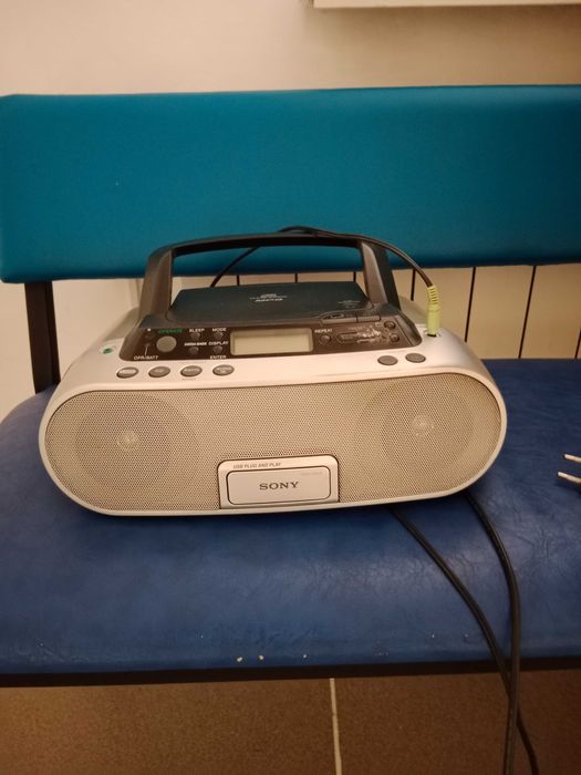 Продам магнитофон Sony