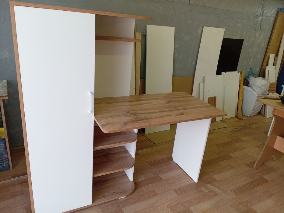 Продам новый стол