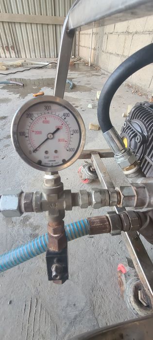 мойка  340  600   бар карчер      .