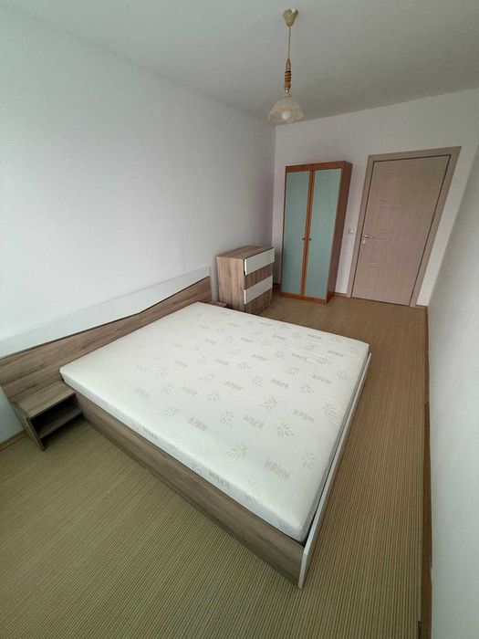 Тристаен апартамент под наем във Велико Търново - Център