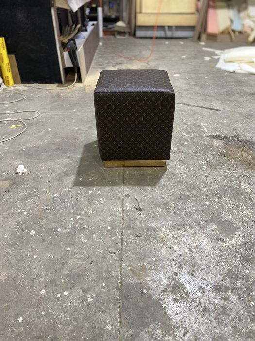 Пуфик ткань кожа Louis Vuitton