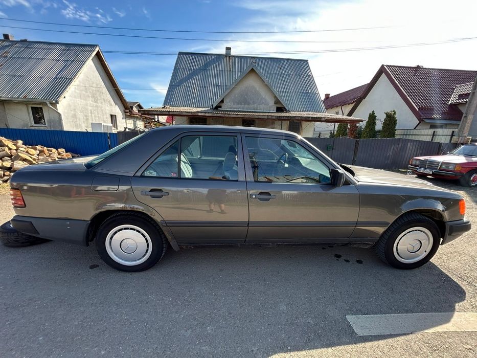 Mercedes Benz w124