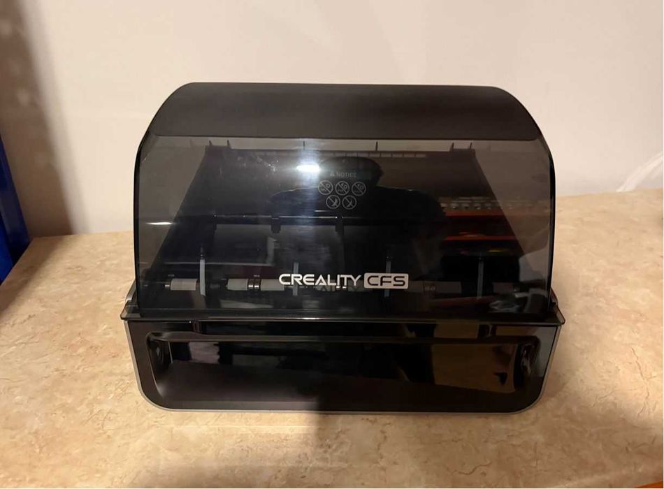 Система за управление на филаменти Creality CFS / многоматериална с-ма