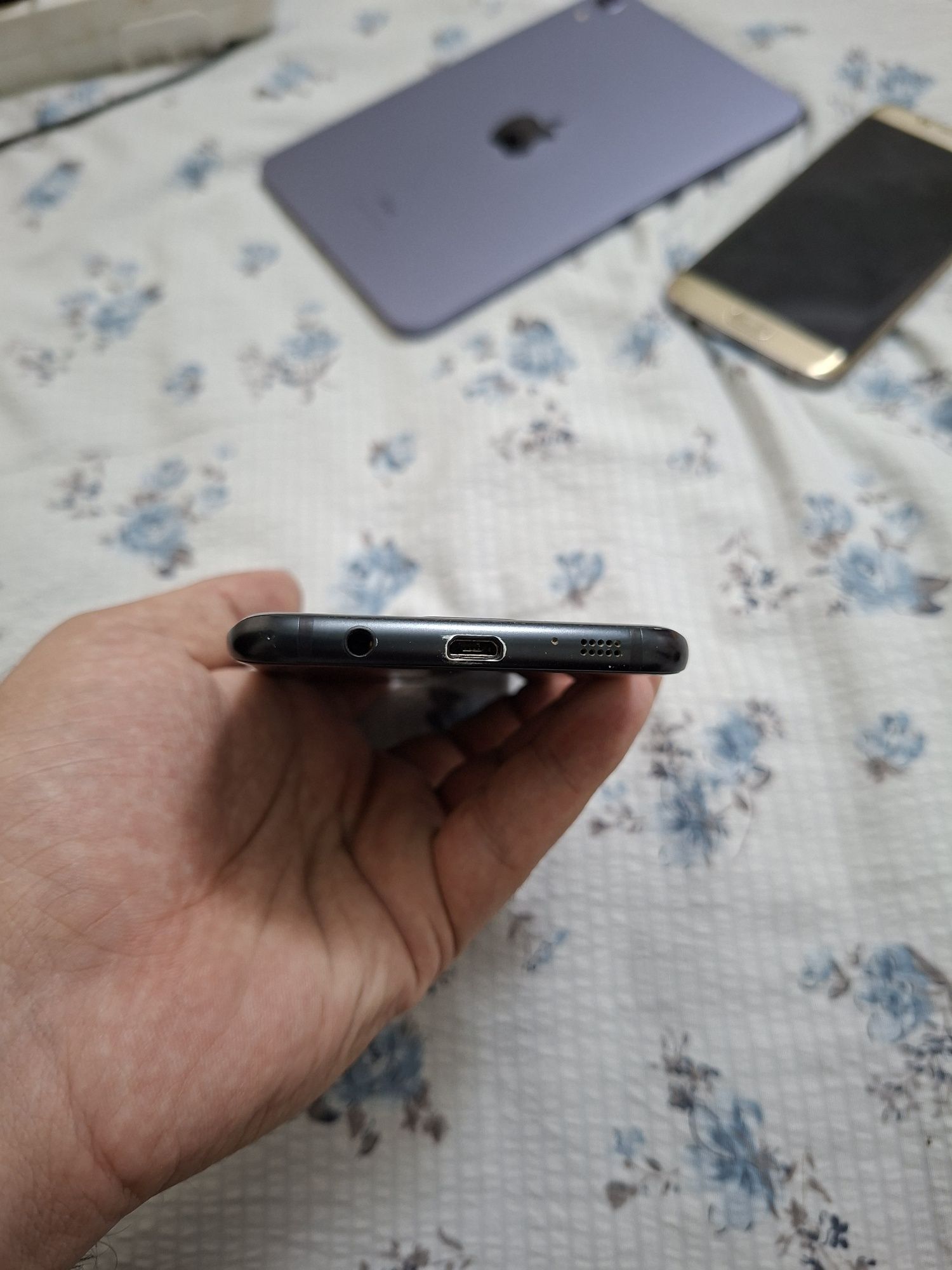 Samsung Galaxy S7 Edge 128gb black ideal