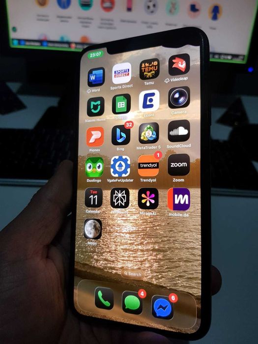 iPhone 11 Pro Max 64GB Space Grey -  iOS 26