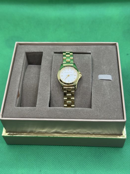 CEAS MASIMO DUTTI •Amanet Lazar Crangasi •52594