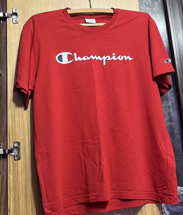 Vand tricou Champion