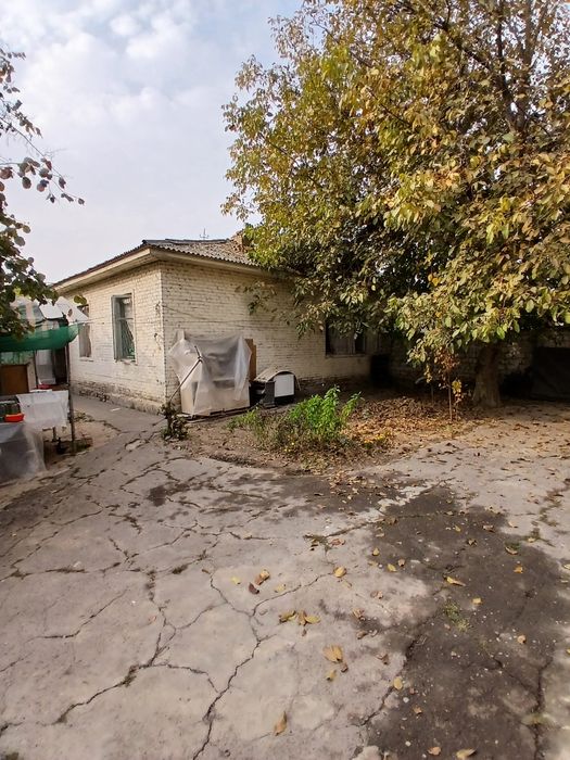 Центр Участок 5,7 соток дом 3 комнаты, Въезд для авто