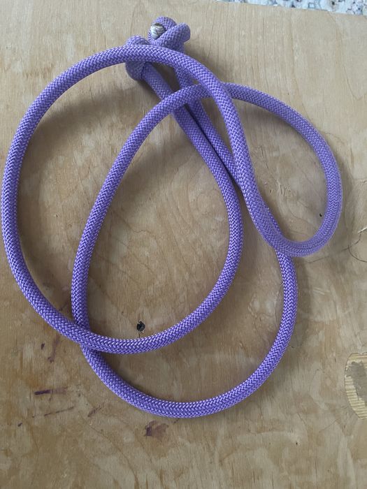 Скакалка гимнастическая