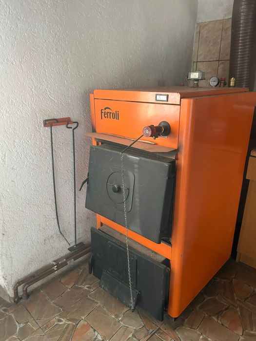 Centrală termică pe lemne/cărbune Ferroli 40 kW