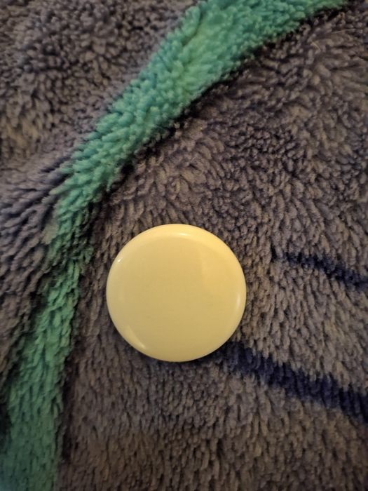 Продаётся б/у Apple air tag