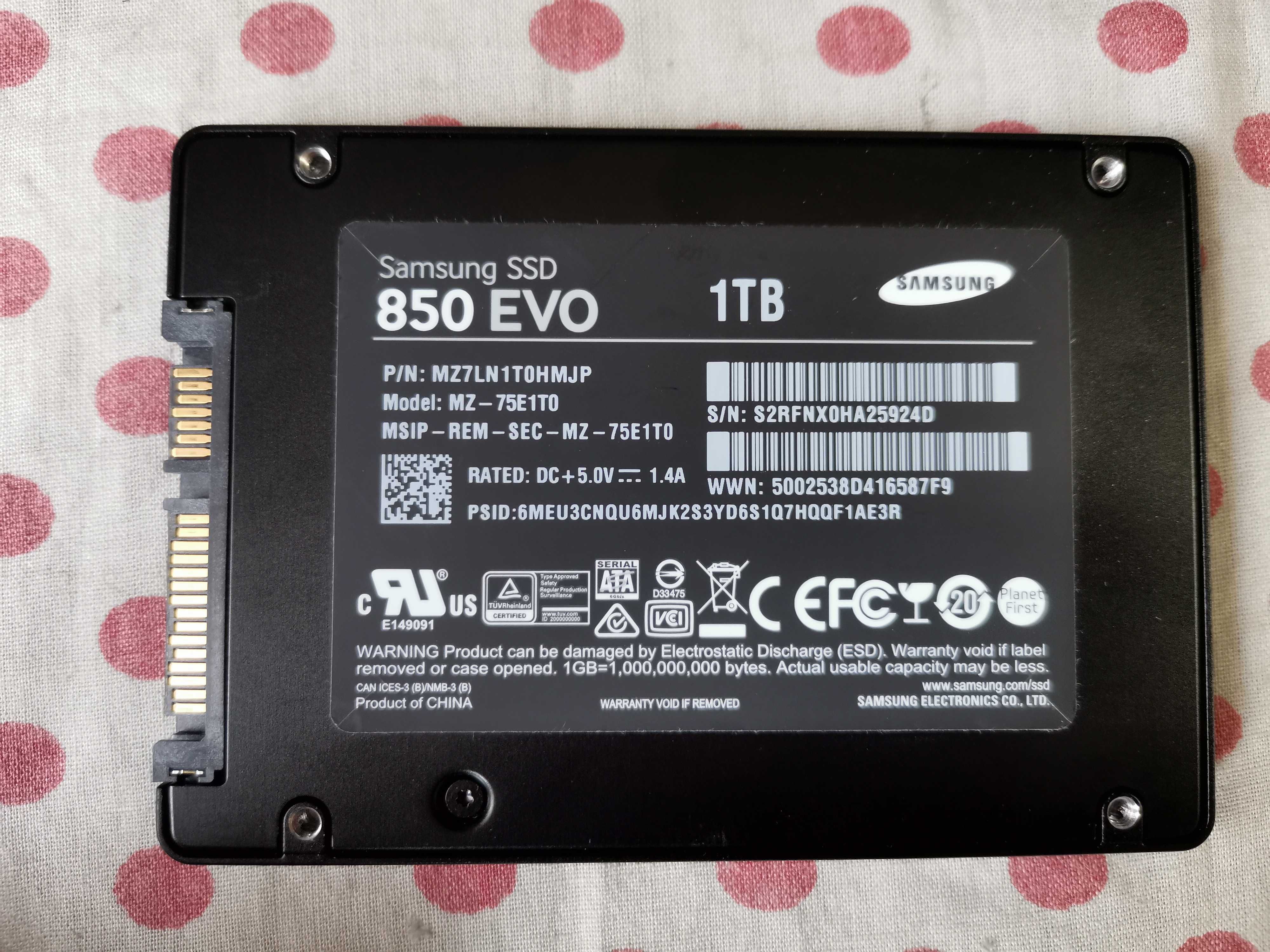 SSD Samsung 850 EVO 1 TB SATA-III 2.5 inch.