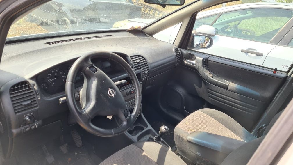 Opel Zafira 1.6 на части