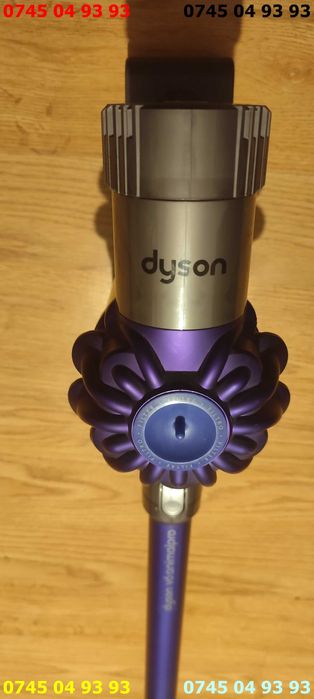 aspirator DYSON V6 se vinde ca in poze fara incarcator bat inca tine