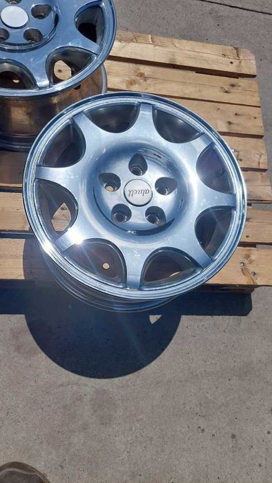 Jante Chrome 7.0x16 et 42 5x114,3