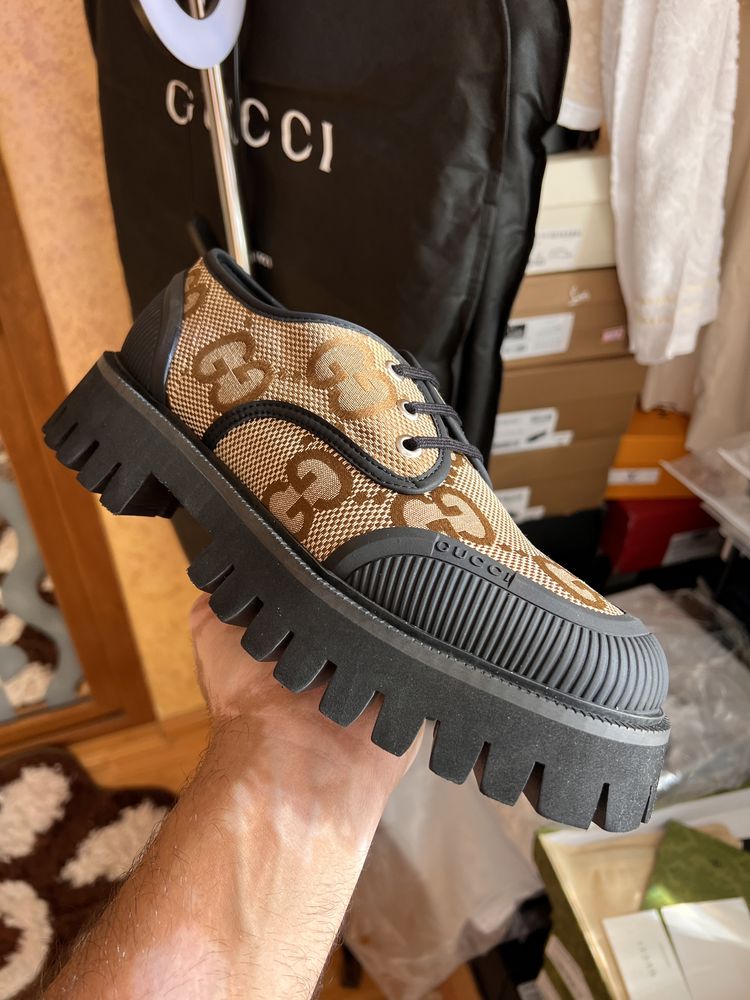 Pantofi/adidasi Gucci 2023