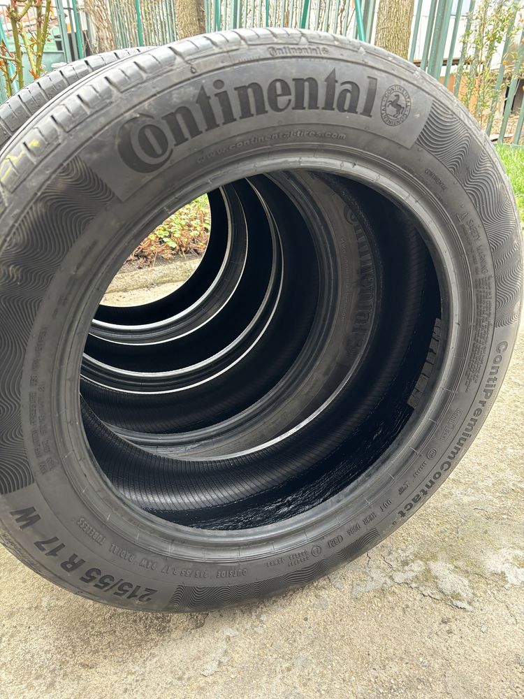 Continental 215/55/17 DOT 2021