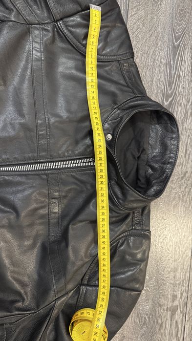 Мото яке от естествена кожа