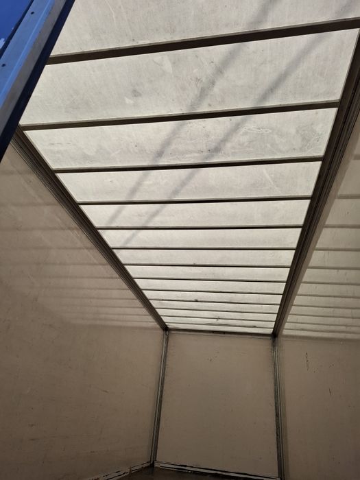 Vând cub iveco daily