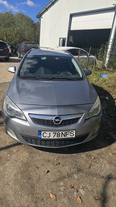Vand opel astra j 2011