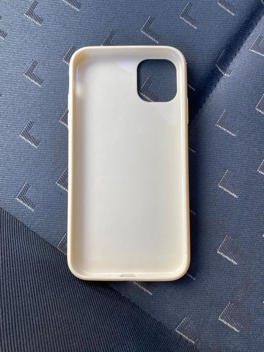 Vând huse telefon iphone 11