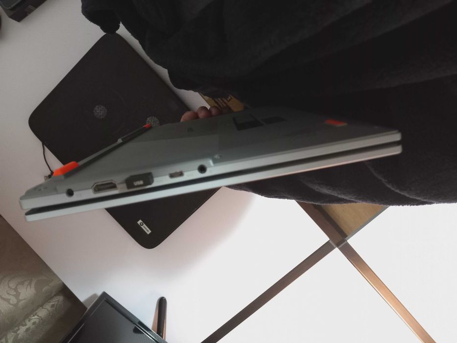 ASUS Vivobook Go 15 OLED - Impecabil