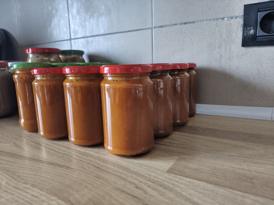 Gem de caise  310 gr/18 lei