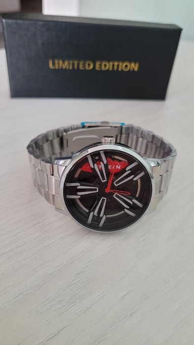 Часы мужские стильные