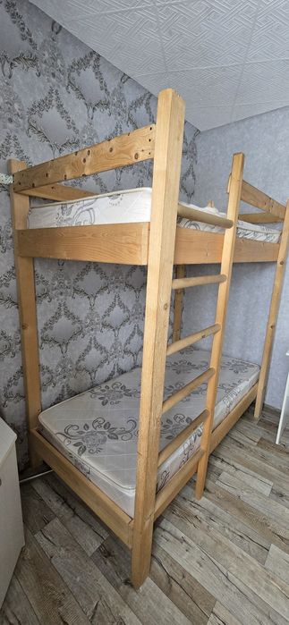Кровать двухъярусная
