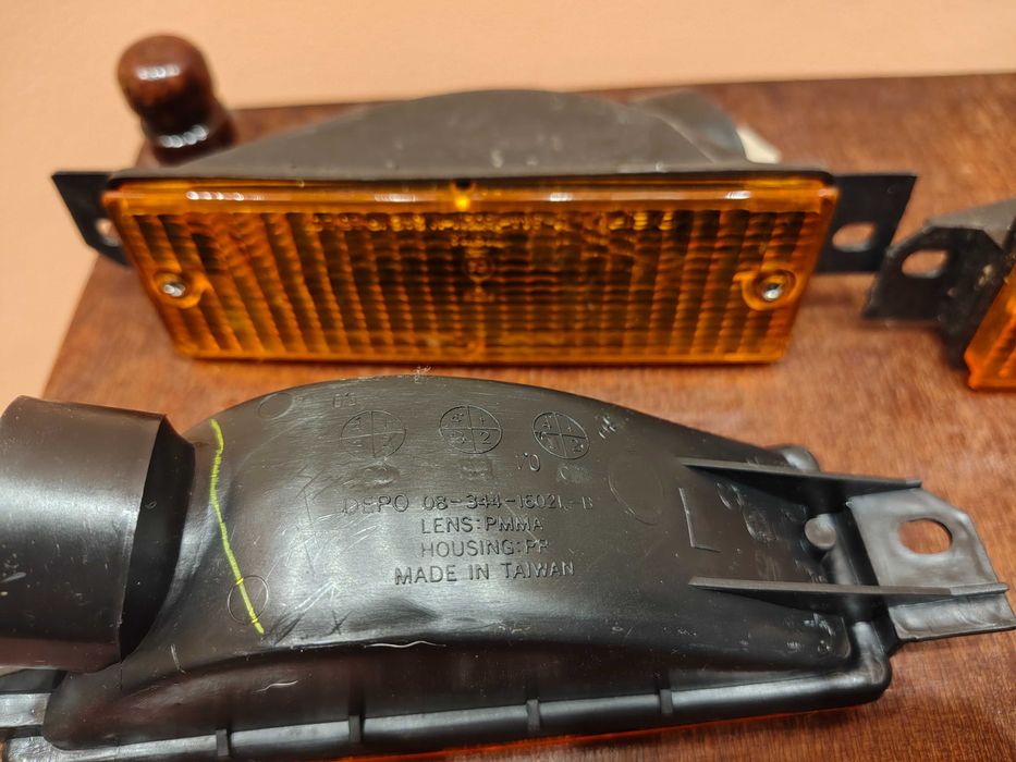 Мигачи за БМВ Е30 DEPO