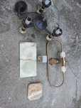 Set pt baie respectiv candelabru,suport prosop ,suport pahare etc