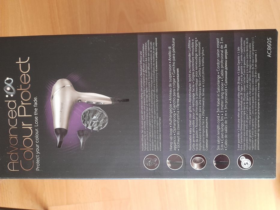 Uscător de păr Remington Advanced Colour Protect