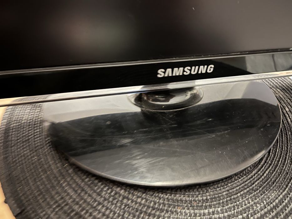 монитор Samsung SyncMaster 2253BW – 22 инча