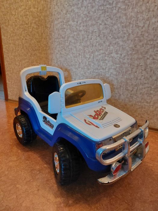 Машина детская "джип" для ребенка