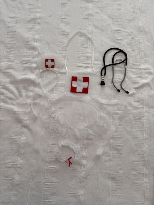 Costum Halloween , asistentă sexy , S/M