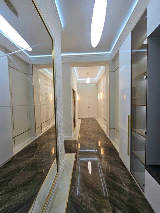 | ЕВРОЛЮКС НОВОСТРОЙКА 80м² Чиланзар Ц кв 3/4/8 продаётся квартира