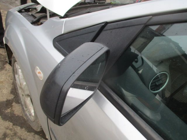 Oglinda stanga dreapta electrica Ford Focus 2 an 2004-2010 ORIGINALE