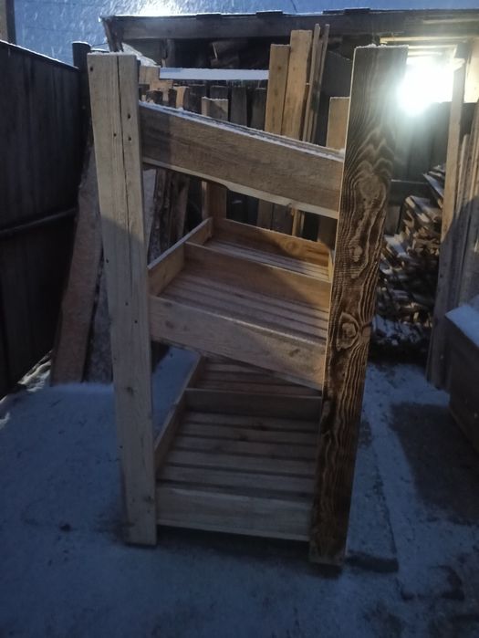 Стилаж новый из дерева