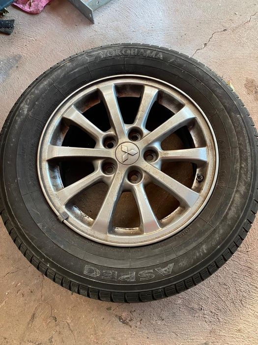 Set 4 roți complete Mitsubishi 215/65R16 98H cauciucuri de vară