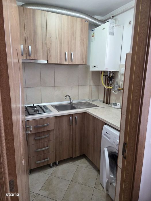 Garsoniera 30mp zonaTudor Vladimirescu mobilata utilata 39.500eur neg