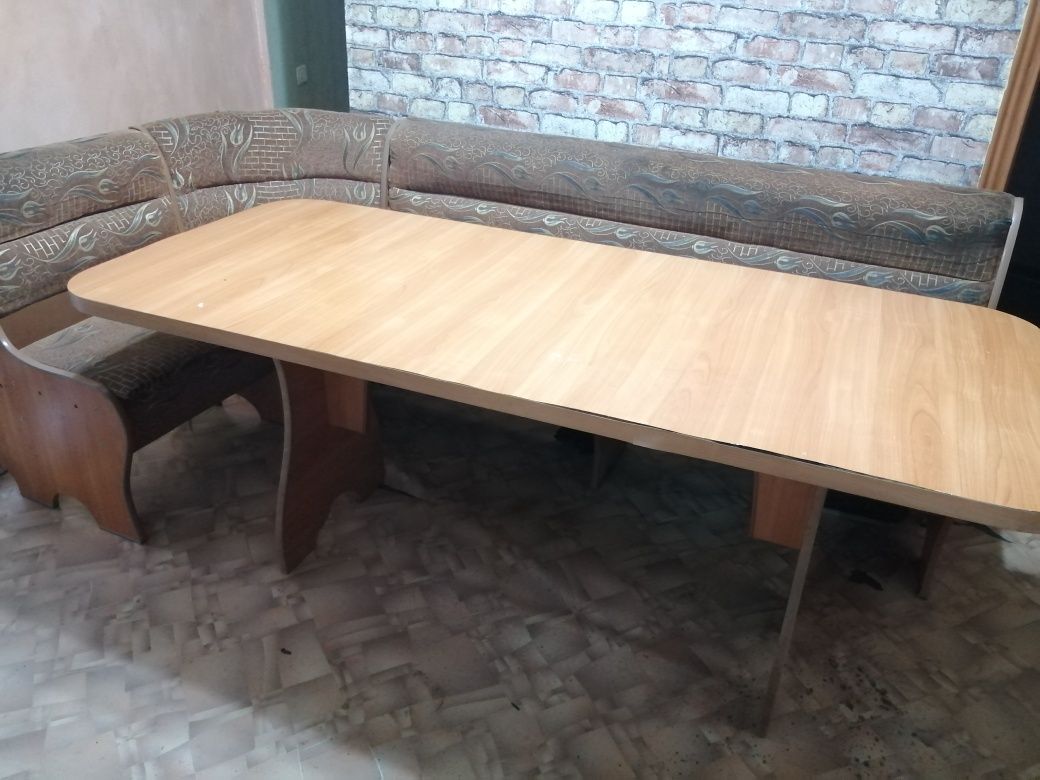 Кухонный уголок+стол