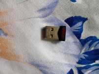 Продам USB флешку 16gb с виндой. Забирать с айнабулак 3