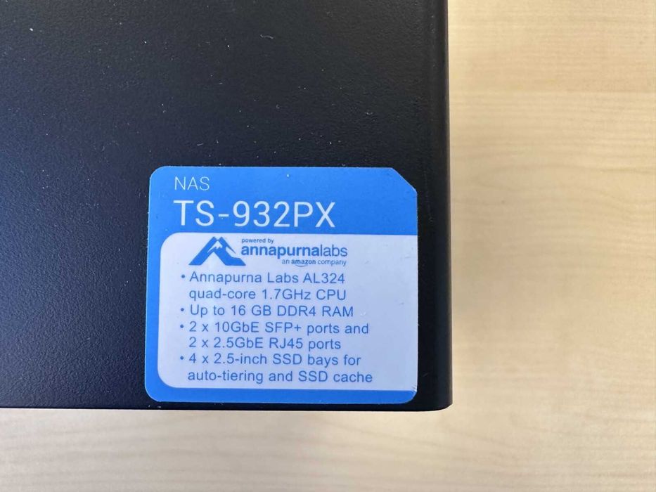 Qnap TS-932PX 9bay (5x3.5 + 4x2.5) 0Tb 8Gb ram