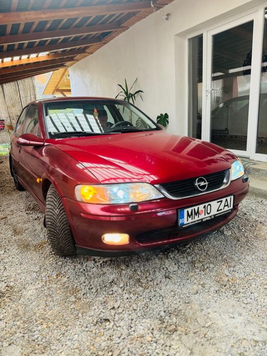 Opel vectra 18 16 valve