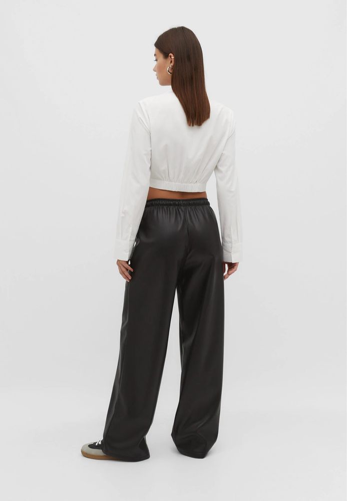 Pantaloni piele ecologica wide leg Stradivarius noi cu eticheta XS