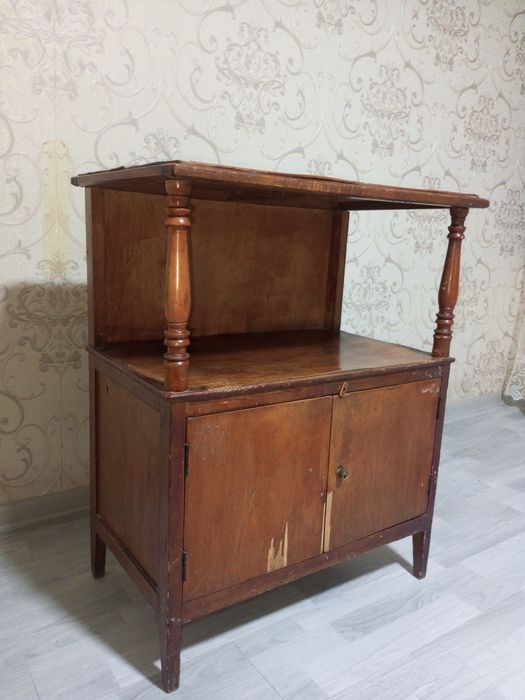 shkaf sotiladi srojna