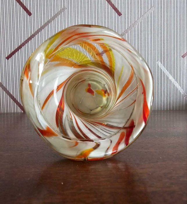 Ваза-цветное стекло. Эпоха СССР.