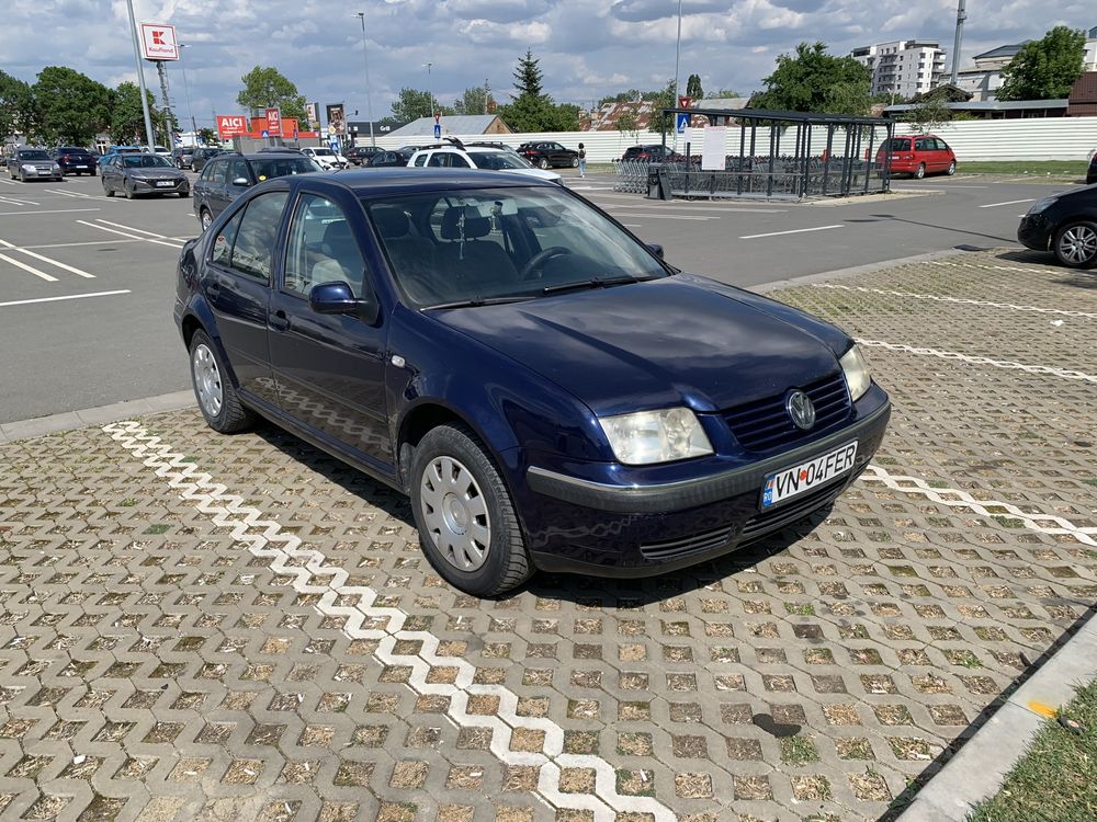 Vând  VW bora 1.6 benzina +gpl