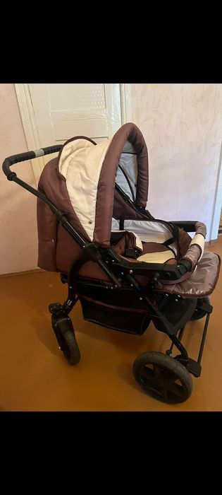Продам детскую коляску