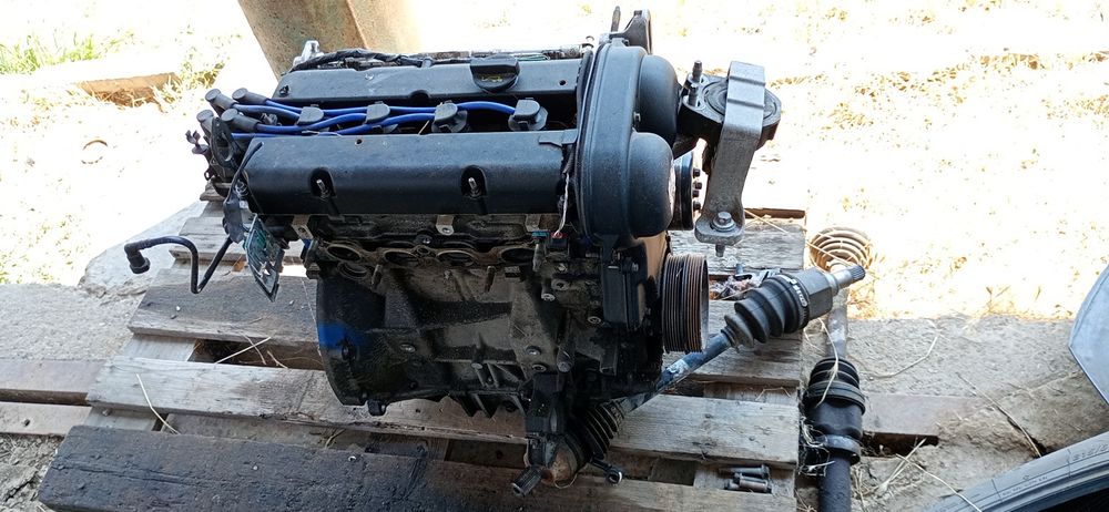 Ford Focus 2 на части 1.6 16V 100hp